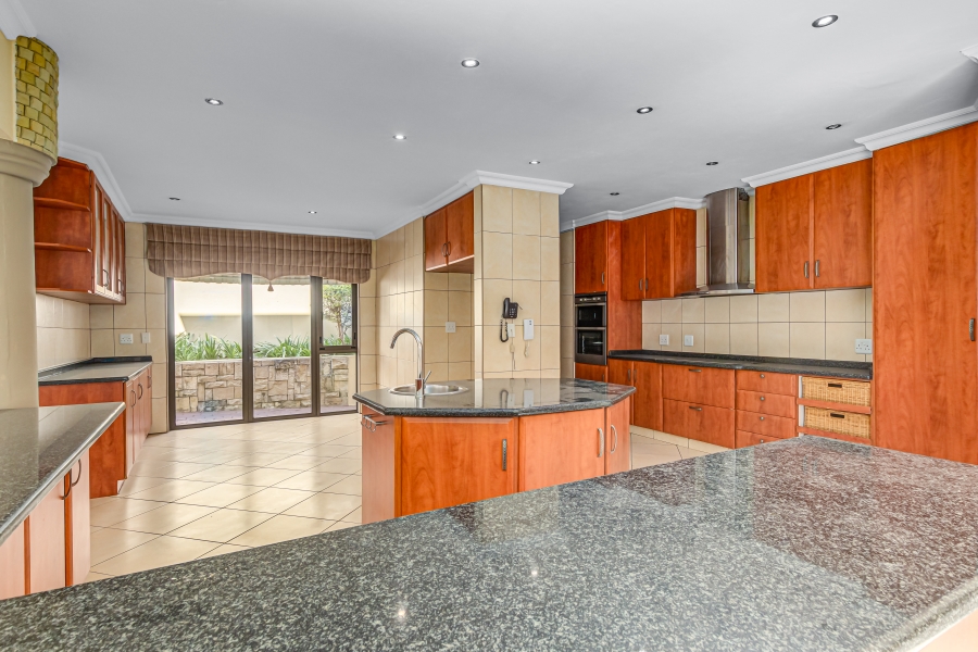 To Let 7 Bedroom Property for Rent in Dainfern Golf Estate Gauteng