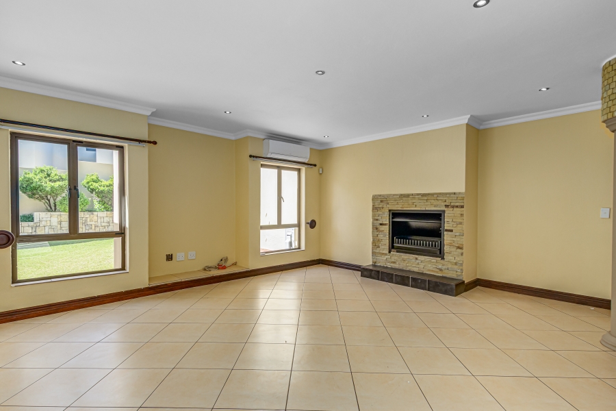 To Let 7 Bedroom Property for Rent in Dainfern Golf Estate Gauteng
