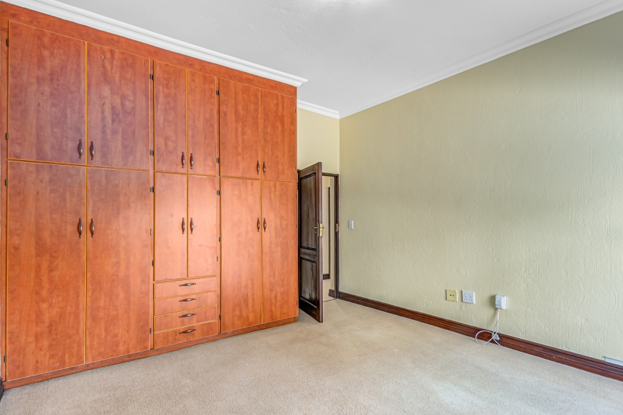 To Let 7 Bedroom Property for Rent in Dainfern Golf Estate Gauteng