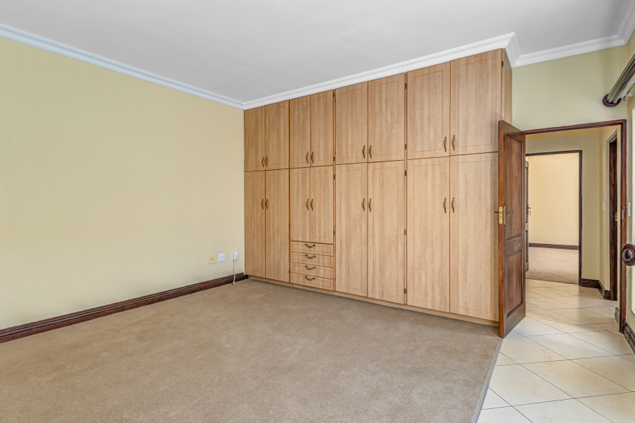To Let 7 Bedroom Property for Rent in Dainfern Golf Estate Gauteng