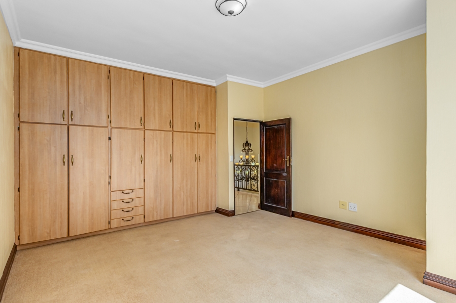 To Let 7 Bedroom Property for Rent in Dainfern Golf Estate Gauteng