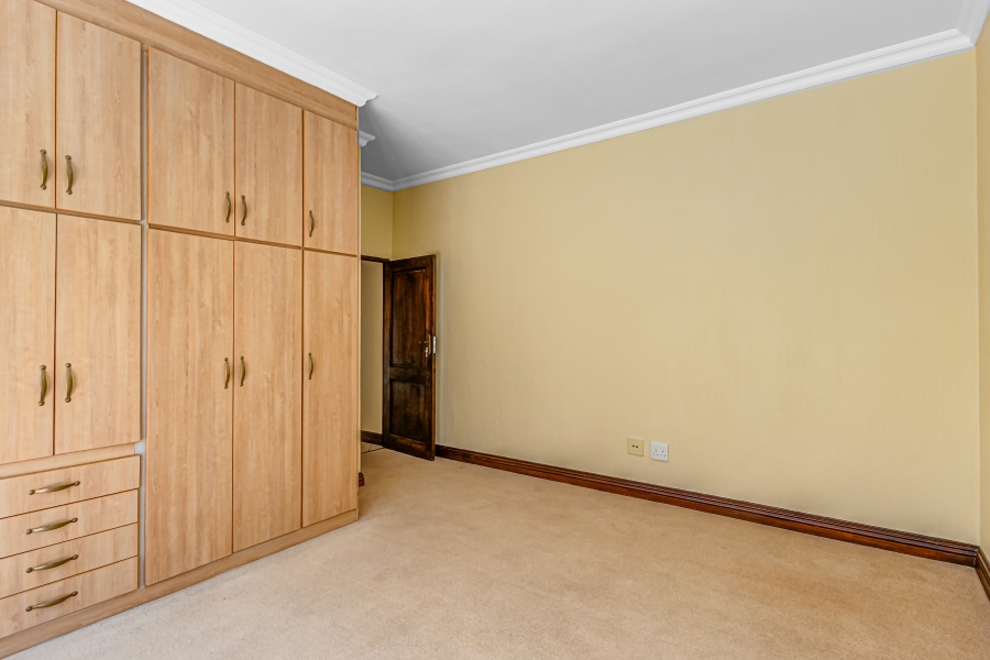 To Let 7 Bedroom Property for Rent in Dainfern Golf Estate Gauteng