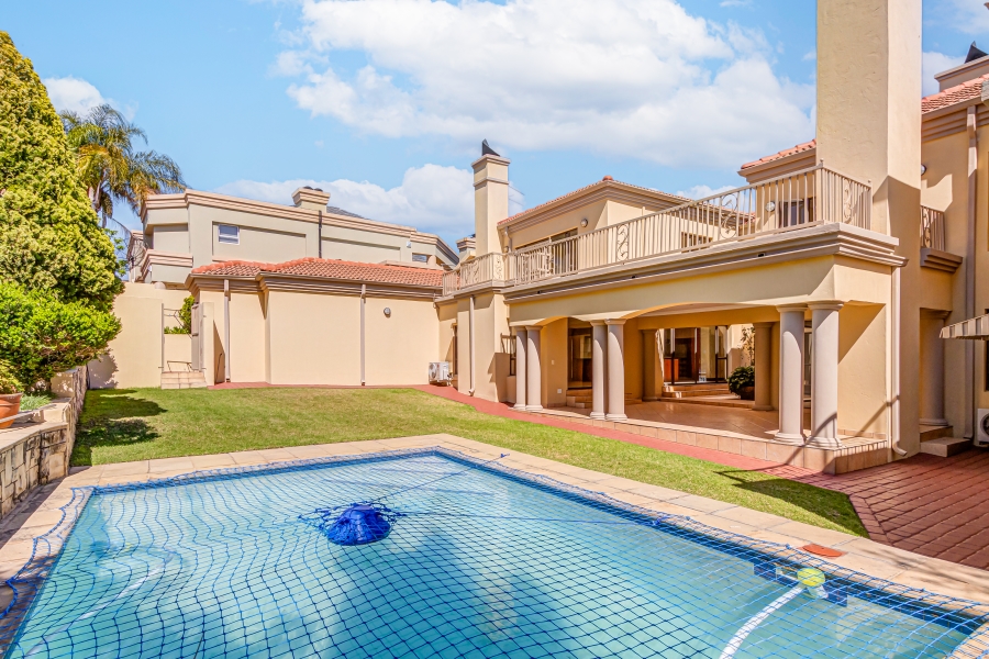 To Let 7 Bedroom Property for Rent in Dainfern Golf Estate Gauteng