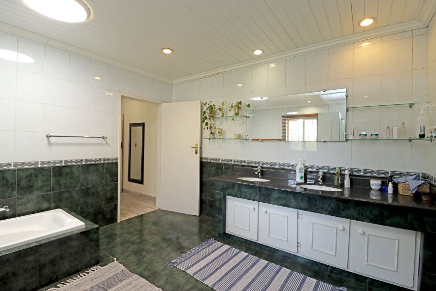 5 Bedroom Property for Sale in Bramley Gauteng