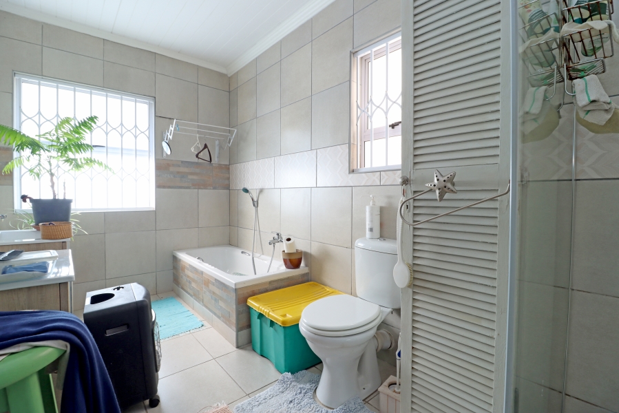 5 Bedroom Property for Sale in Bramley Gauteng