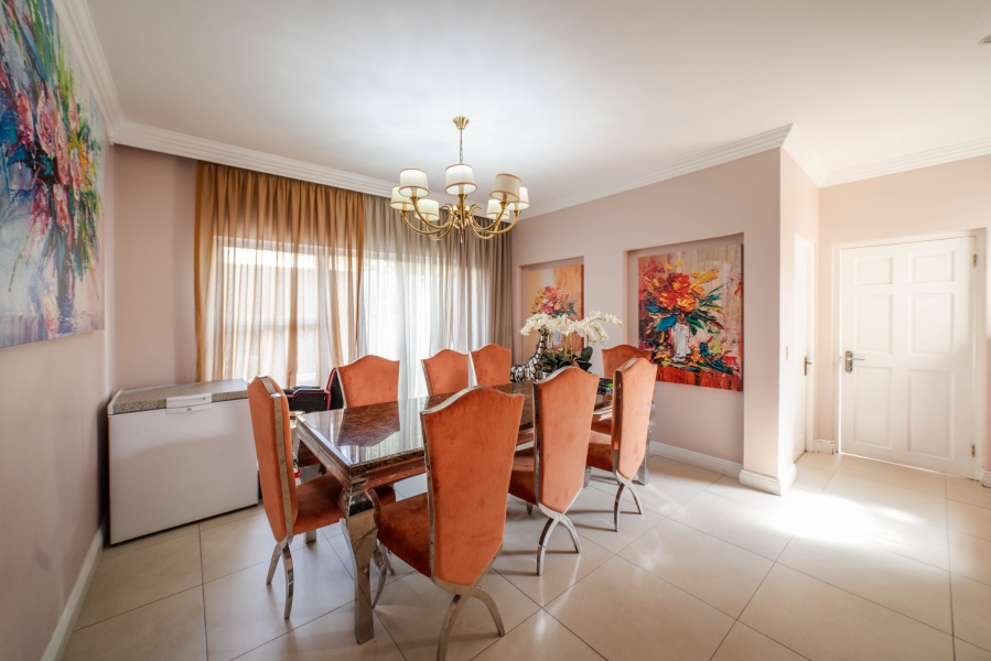 4 Bedroom Property for Sale in Douglasdale Gauteng