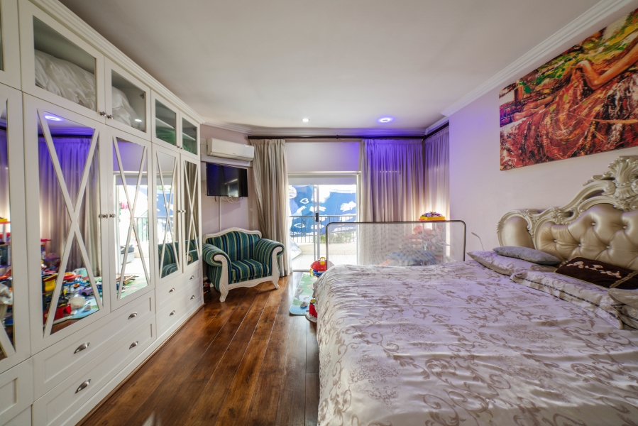 4 Bedroom Property for Sale in Douglasdale Gauteng