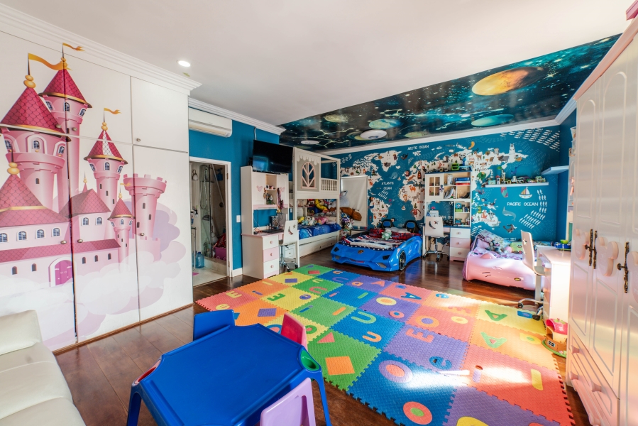 4 Bedroom Property for Sale in Douglasdale Gauteng