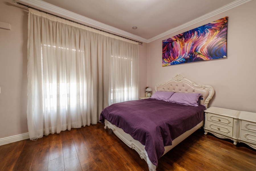 4 Bedroom Property for Sale in Douglasdale Gauteng