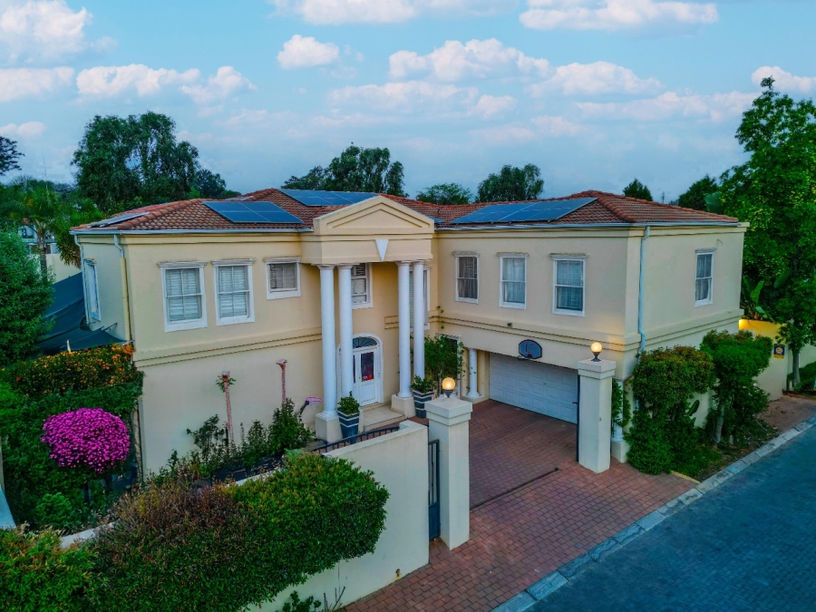 4 Bedroom Property for Sale in Douglasdale Gauteng