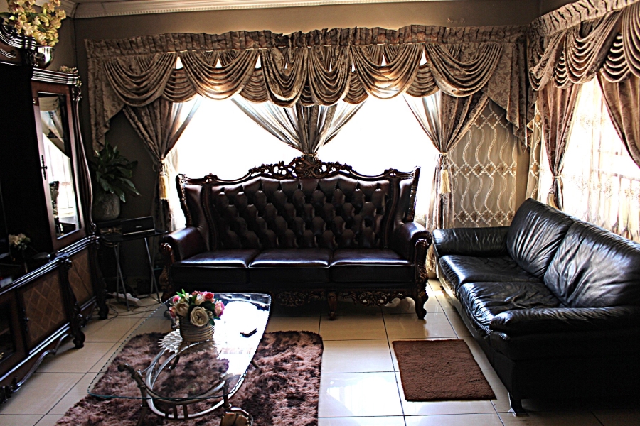 3 Bedroom Property for Sale in Roodepoort North Gauteng