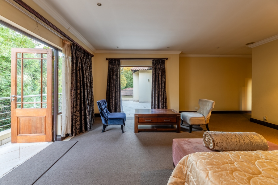 5 Bedroom Property for Sale in Broadacres Gauteng
