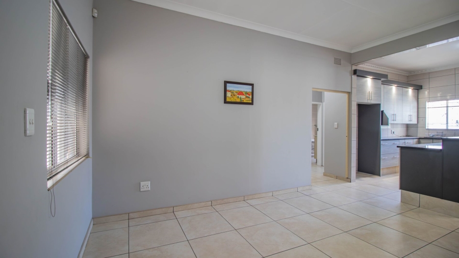 5 Bedroom Property for Sale in Lambton Gauteng