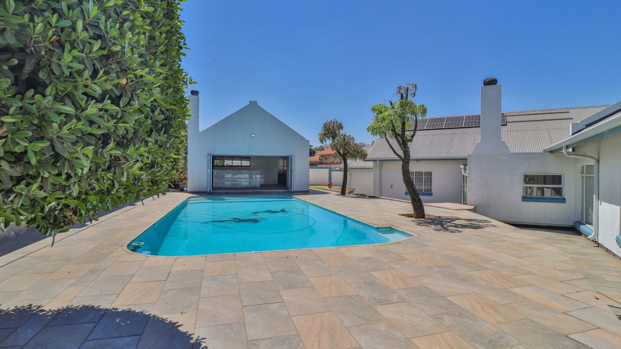 5 Bedroom Property for Sale in Lambton Gauteng