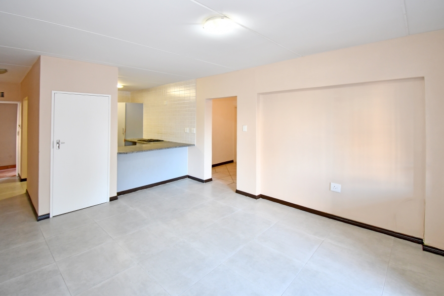 2 Bedroom Property for Sale in Bloubosrand Gauteng