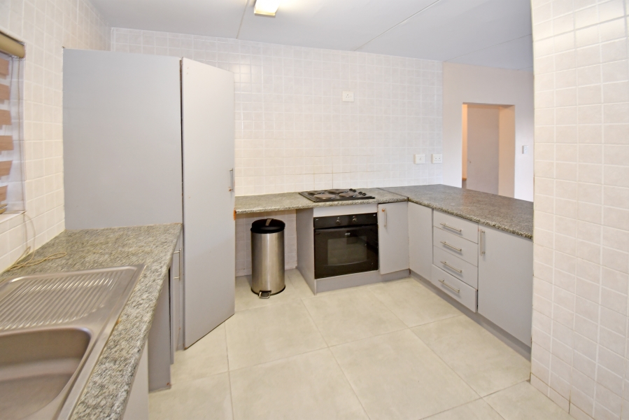 2 Bedroom Property for Sale in Bloubosrand Gauteng