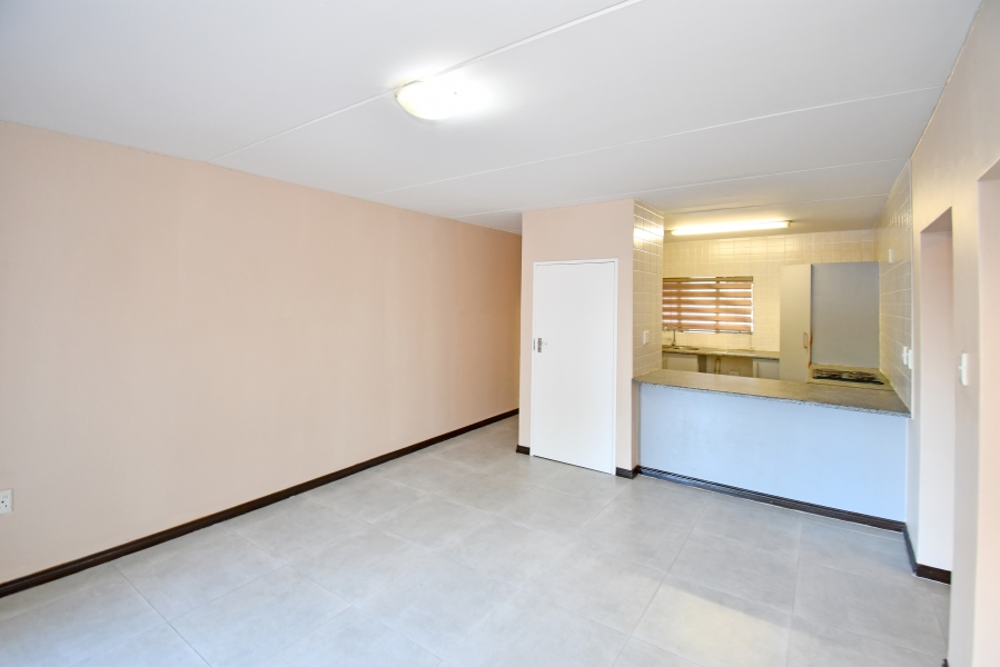 2 Bedroom Property for Sale in Bloubosrand Gauteng