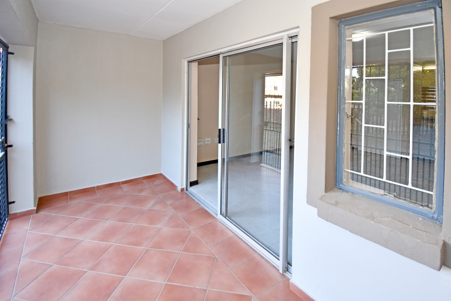 2 Bedroom Property for Sale in Bloubosrand Gauteng
