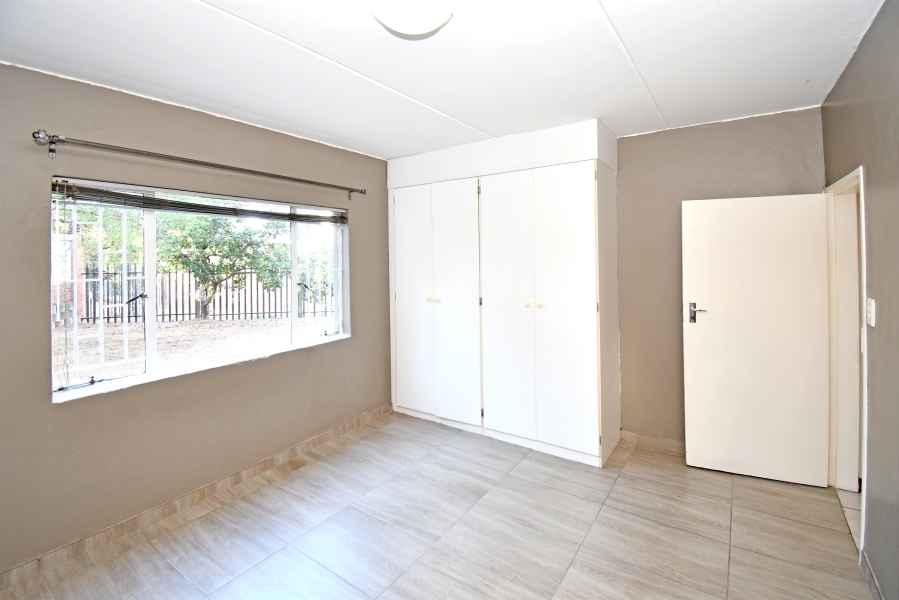 2 Bedroom Property for Sale in Bloubosrand Gauteng