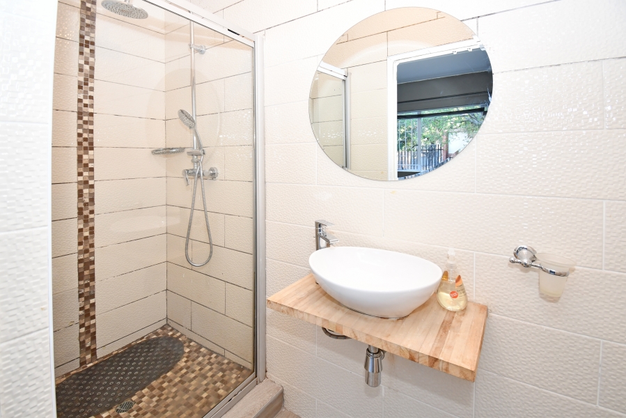 2 Bedroom Property for Sale in Bloubosrand Gauteng