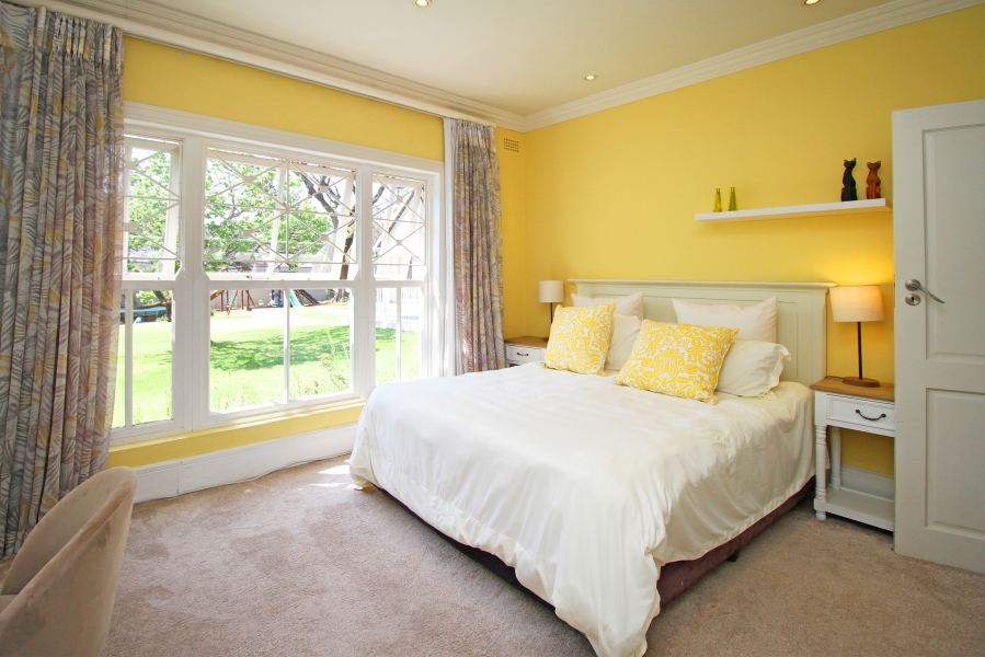 4 Bedroom Property for Sale in Hurlingham Gauteng