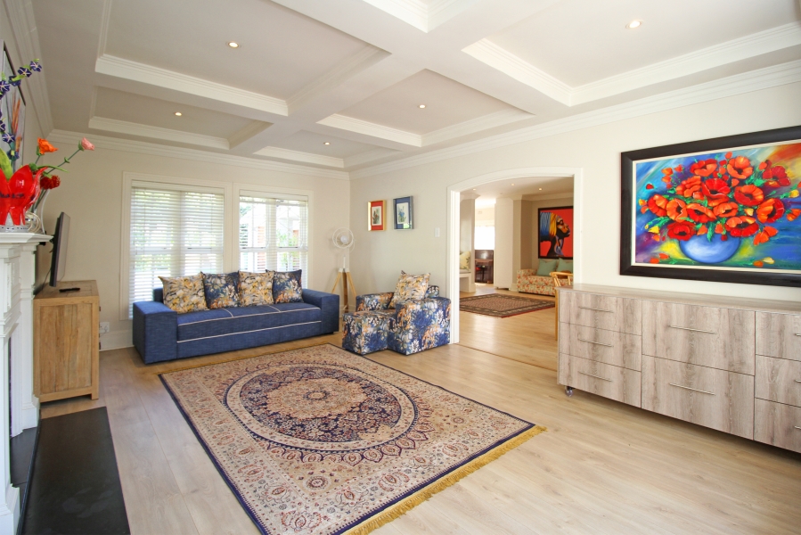 4 Bedroom Property for Sale in Hurlingham Gauteng