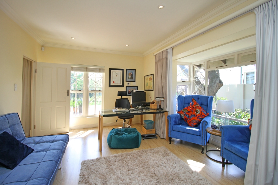 4 Bedroom Property for Sale in Hurlingham Gauteng