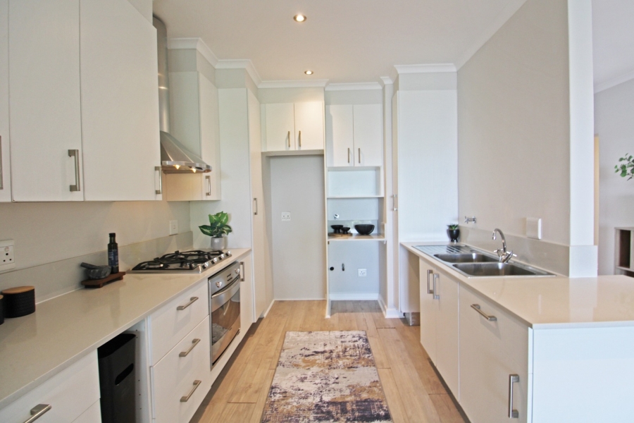 2 Bedroom Property for Sale in Bryanston Gauteng