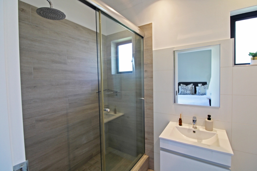 2 Bedroom Property for Sale in Bryanston Gauteng