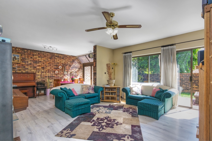 3 Bedroom Property for Sale in Lonehill Gauteng