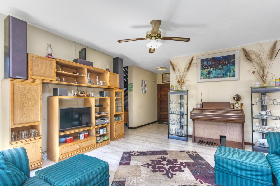 3 Bedroom Property for Sale in Lonehill Gauteng
