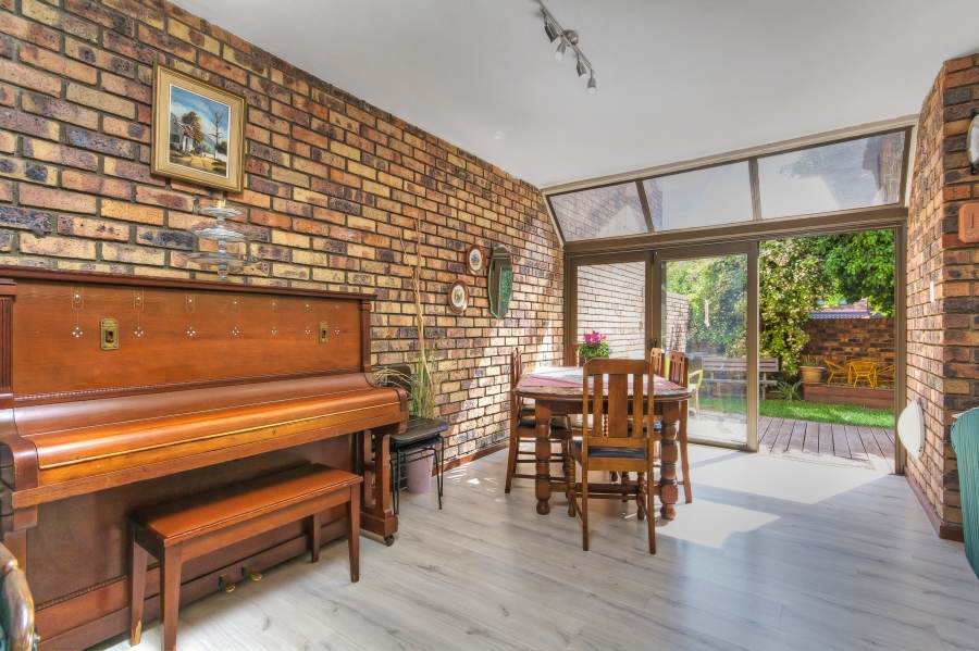 3 Bedroom Property for Sale in Lonehill Gauteng