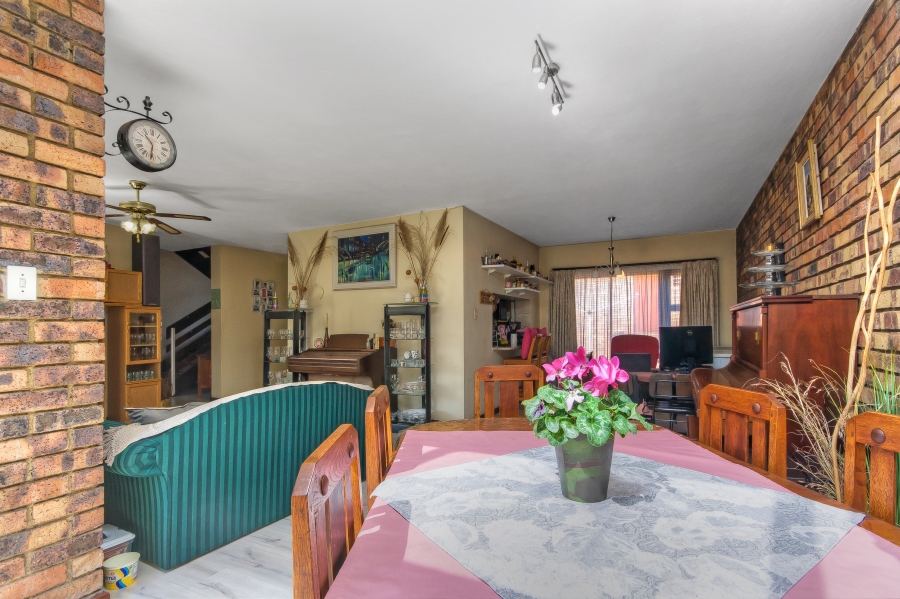 3 Bedroom Property for Sale in Lonehill Gauteng