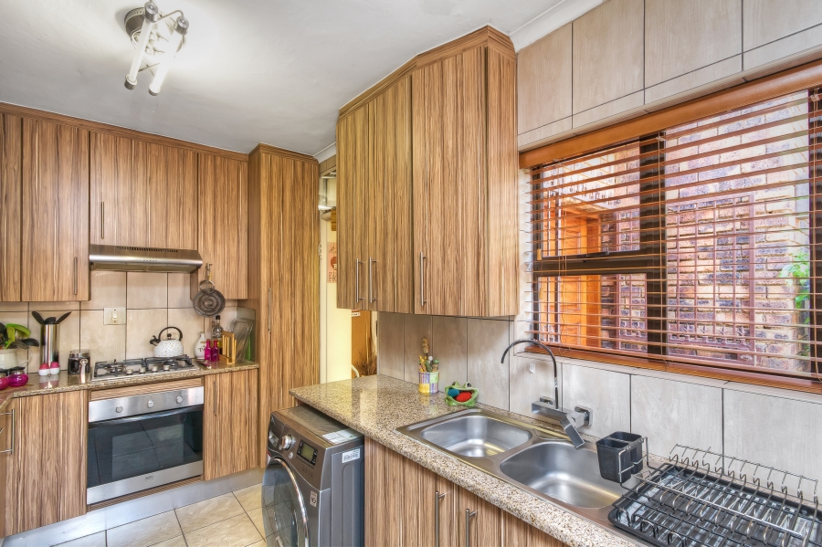 3 Bedroom Property for Sale in Lonehill Gauteng