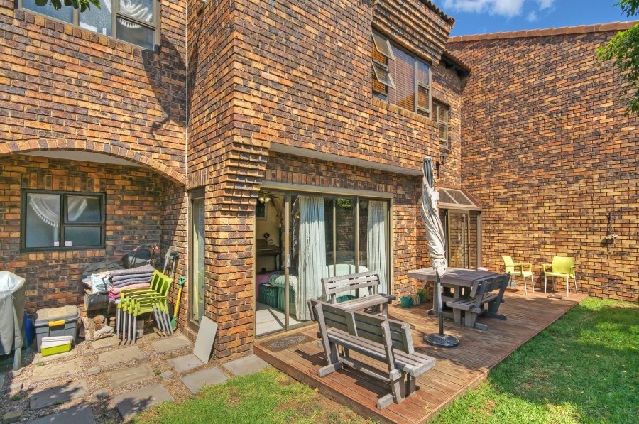 3 Bedroom Property for Sale in Lonehill Gauteng