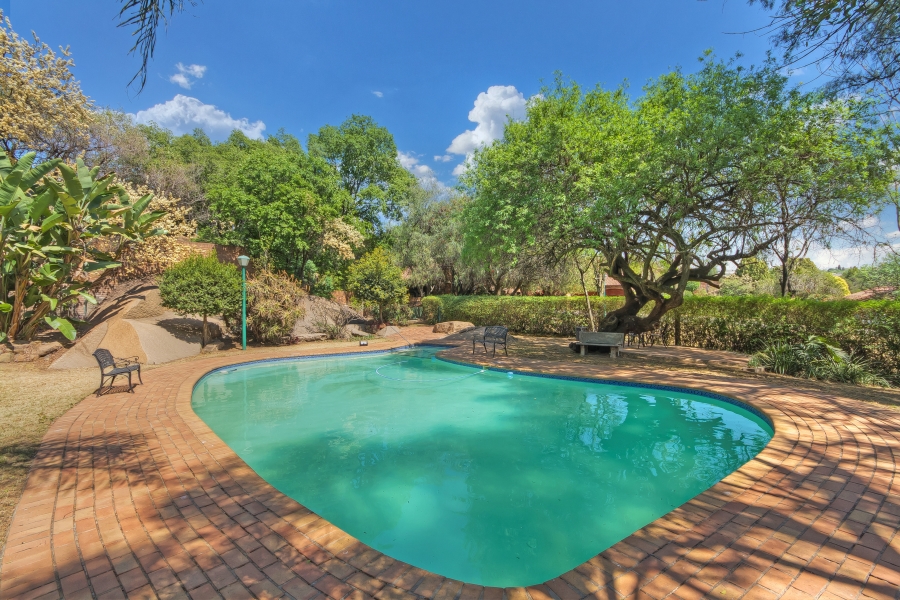 3 Bedroom Property for Sale in Lonehill Gauteng