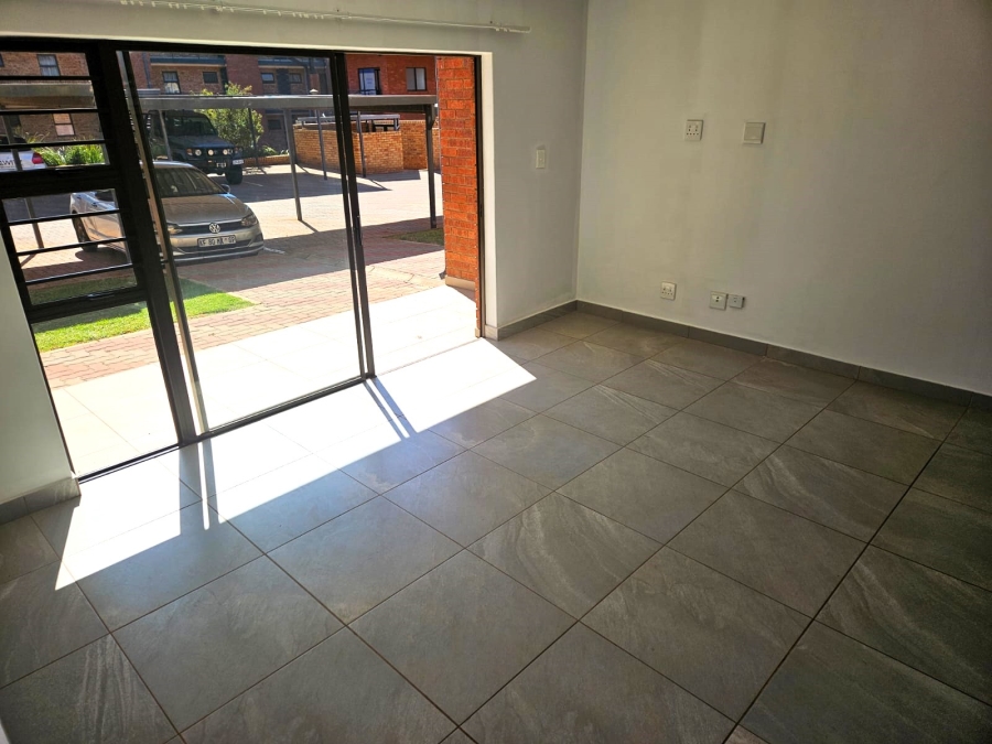 To Let 2 Bedroom Property for Rent in Olympus AH Gauteng