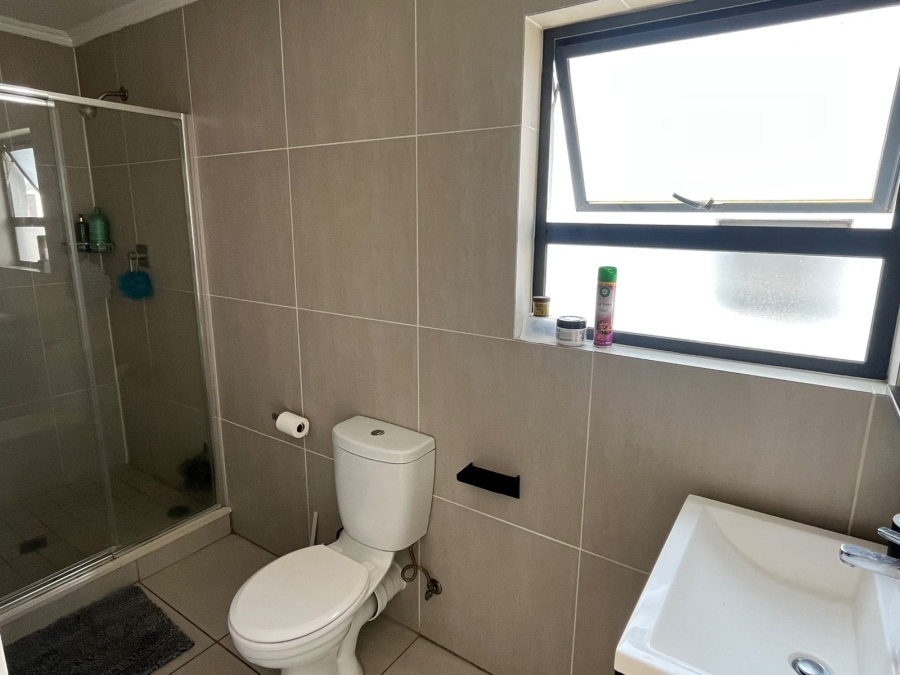 1 Bedroom Property for Sale in Eden Glen Gauteng