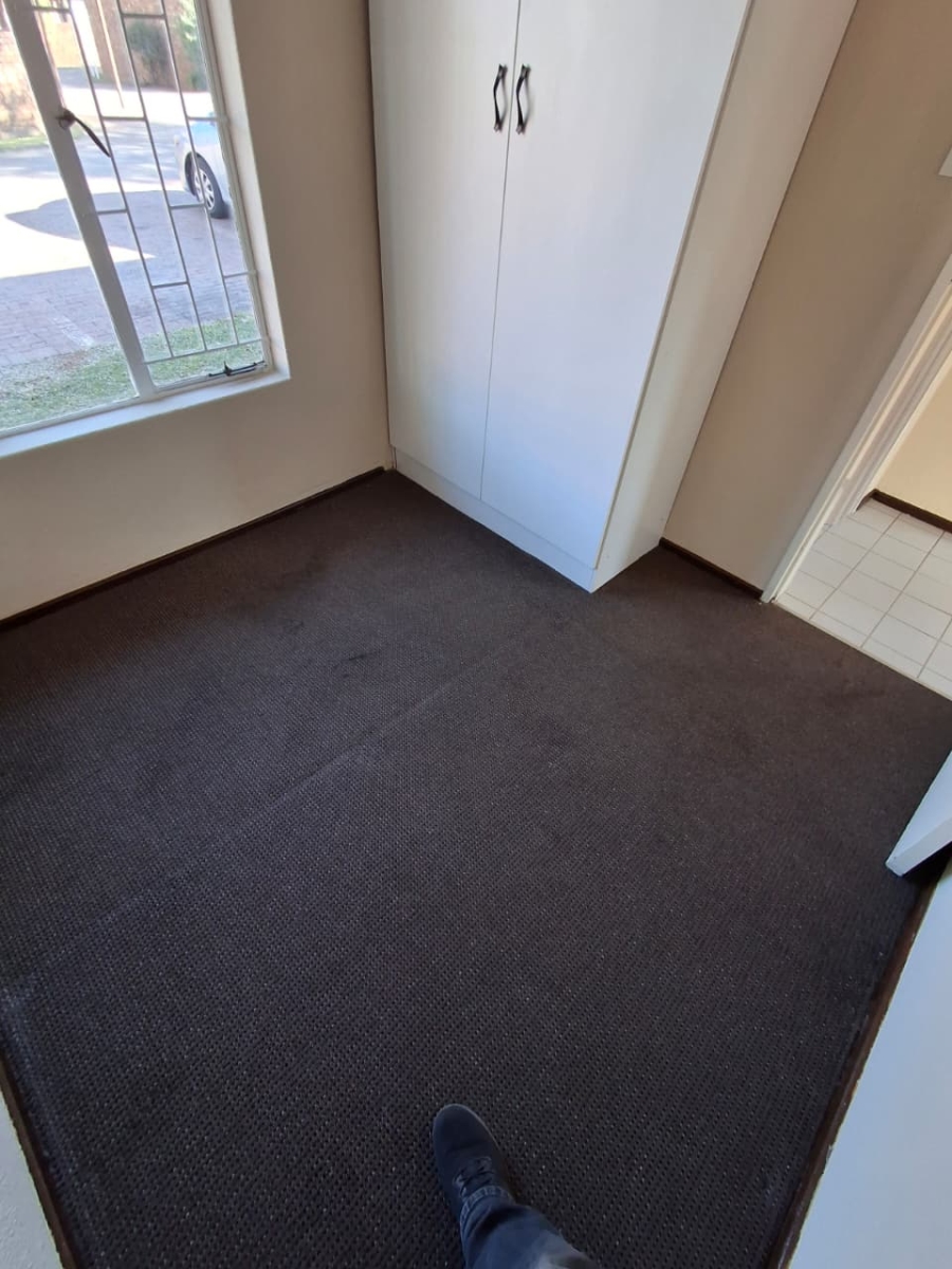 To Let 2 Bedroom Property for Rent in Birchleigh Gauteng