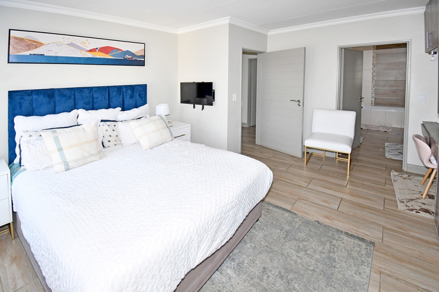 3 Bedroom Property for Sale in Broadacres Gauteng