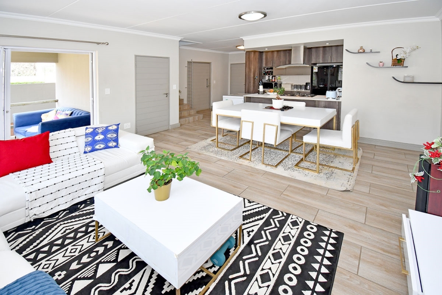 3 Bedroom Property for Sale in Broadacres Gauteng