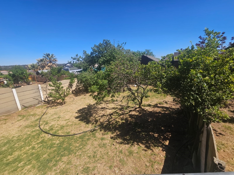 4 Bedroom Property for Sale in Greenhills Gauteng