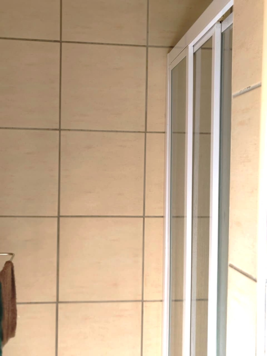 3 Bedroom Property for Sale in Clayville Gauteng