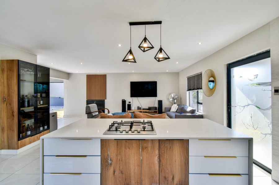 3 Bedroom Property for Sale in Olympus AH Gauteng