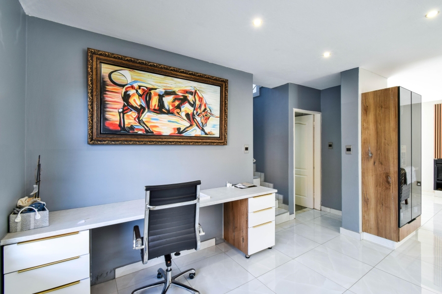 3 Bedroom Property for Sale in Olympus AH Gauteng