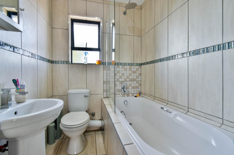 3 Bedroom Property for Sale in Olympus AH Gauteng
