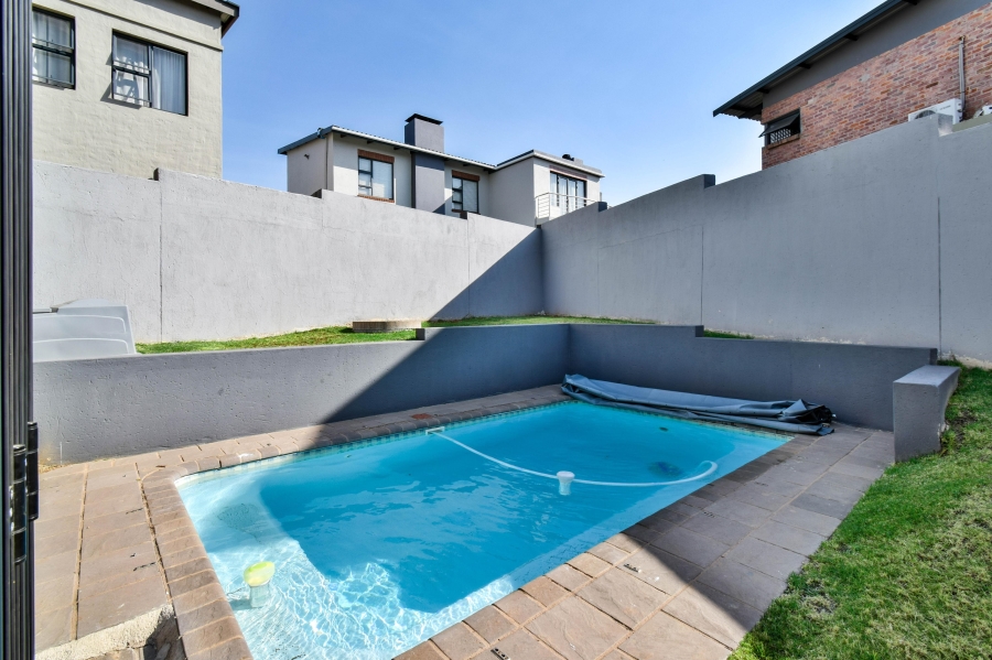 3 Bedroom Property for Sale in Olympus AH Gauteng