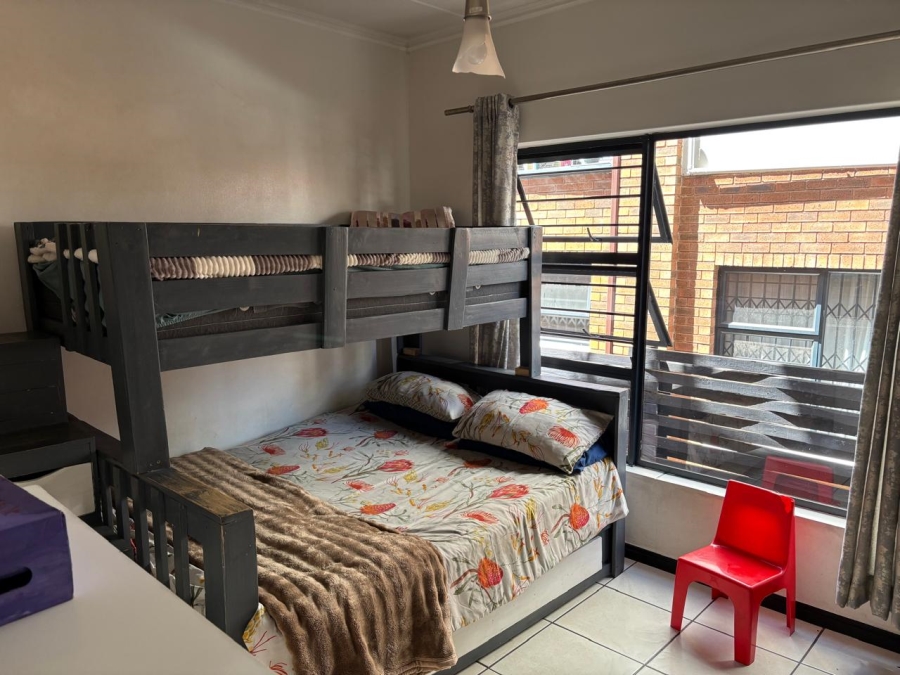 3 Bedroom Property for Sale in Greenstone Gate Gauteng