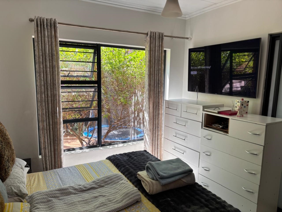 3 Bedroom Property for Sale in Greenstone Gate Gauteng