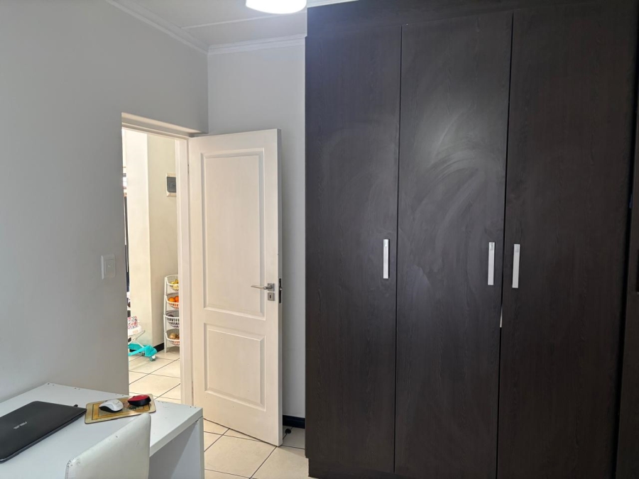 3 Bedroom Property for Sale in Greenstone Gate Gauteng